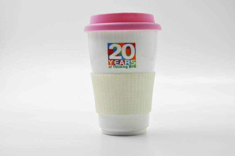 Custom Ceramic Coffee Mug With Silicone Lid